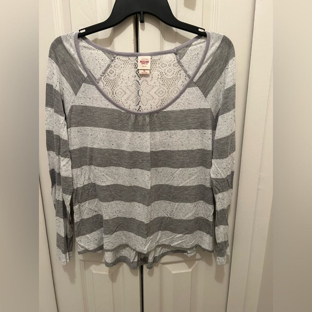 Mossimo supply co XL part lace top with gray and white stripes